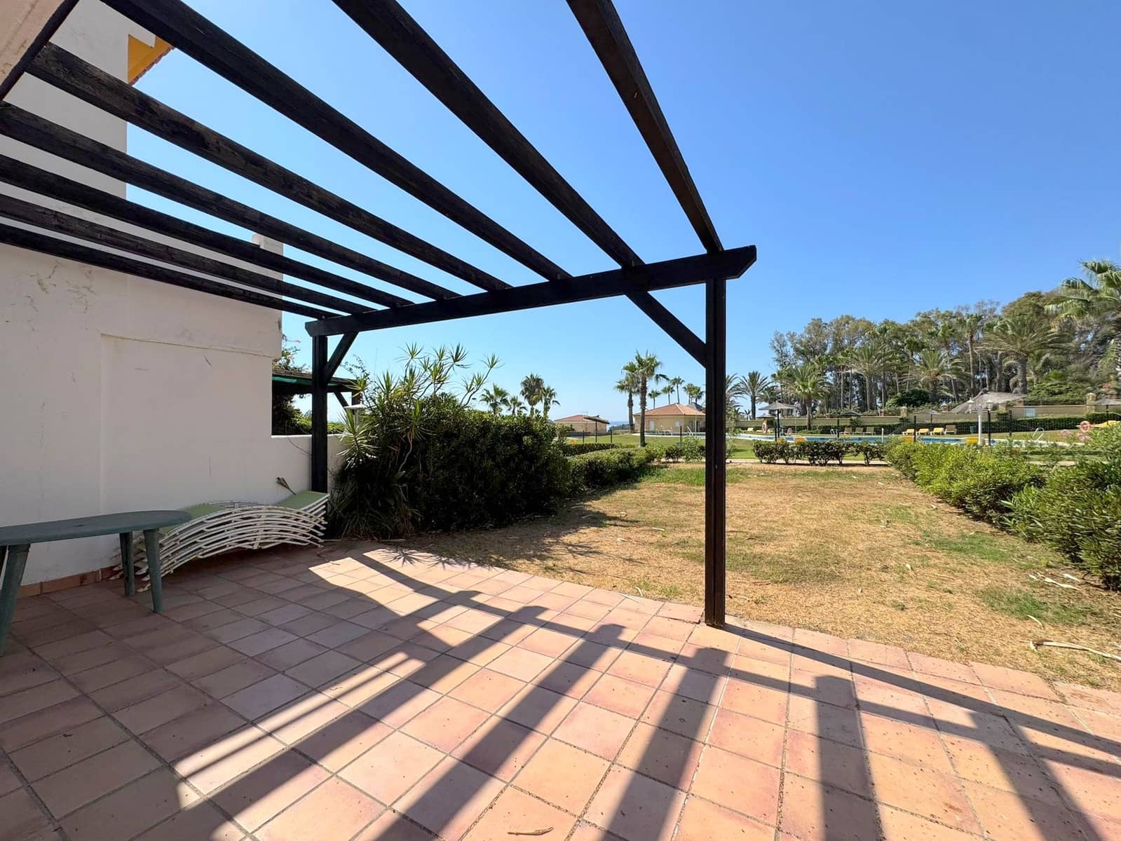 4 bedroom Townhouse for sale in La Duquesa / Puerto de la Duquesa with pool garage - € 485,000 (Ref: 9146196)