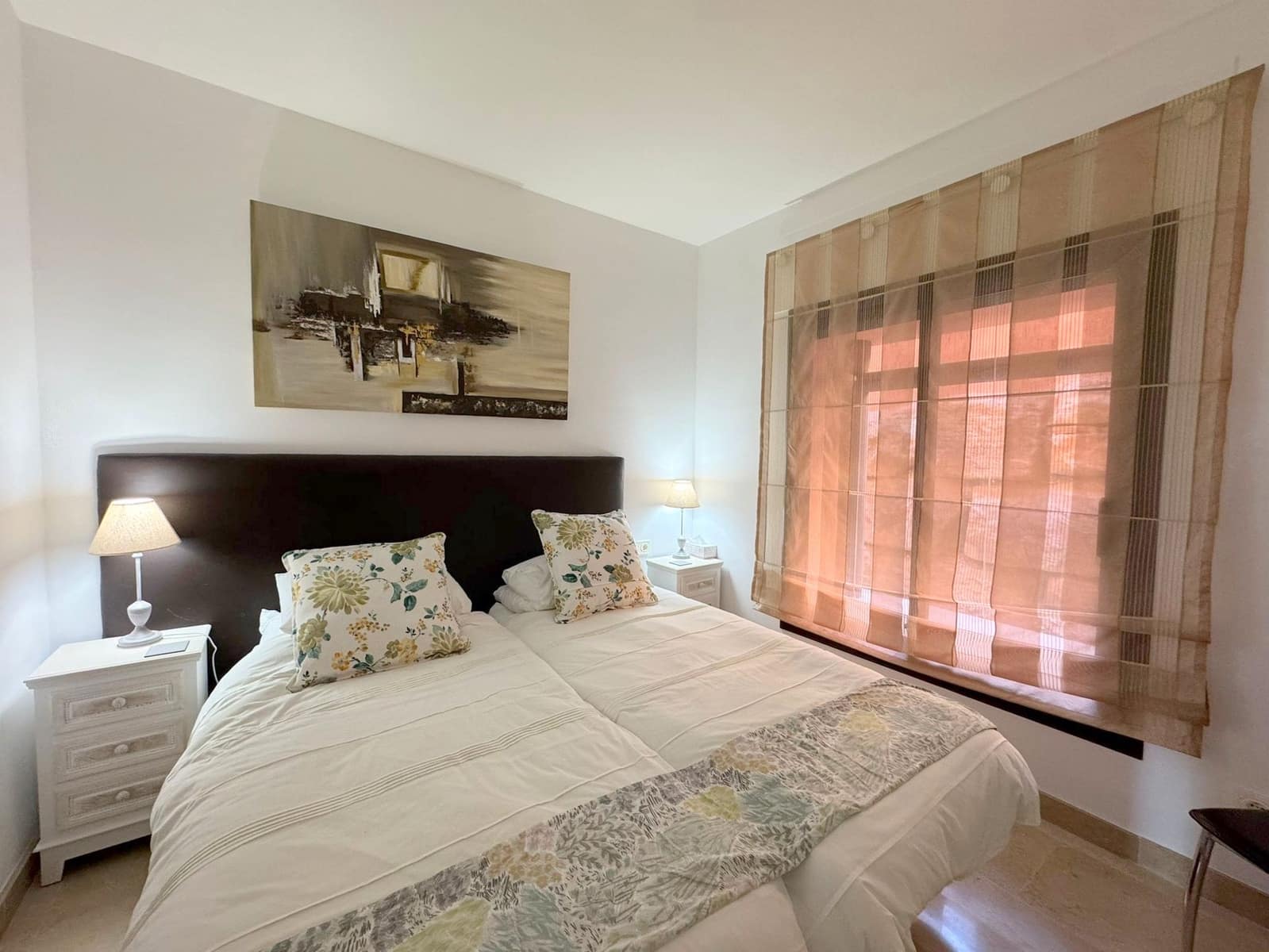 2 bedroom Apartment for sale in La Duquesa / Puerto de la Duquesa with pool garage - € 310,000 (Ref: 9237780)