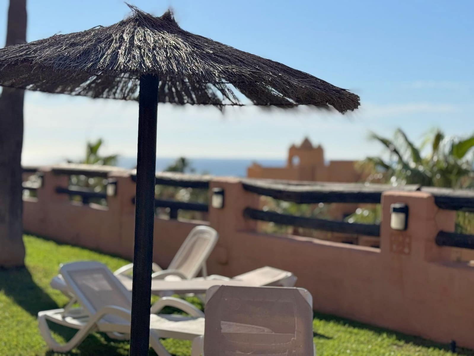 2 bedroom Apartment for sale in La Duquesa / Puerto de la Duquesa with pool garage - € 310,000 (Ref: 9237780)