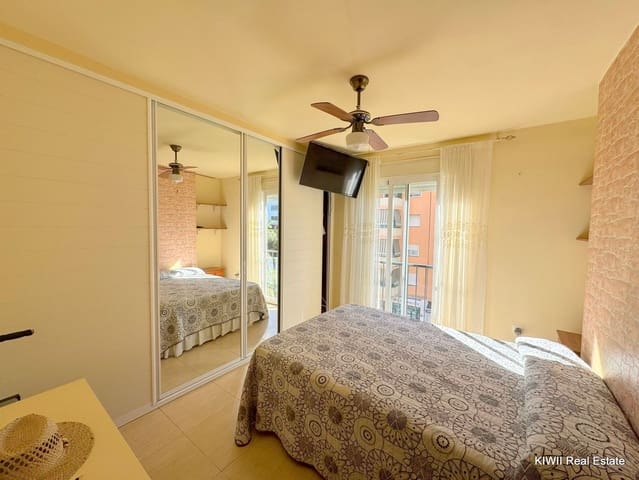 2 makuuhuone Huoneisto myytävänä paikassa San Luis de Sabinillas, Manilva mukana uima-altaan 
autotalli - 215 000 € (Ref: 9301758)