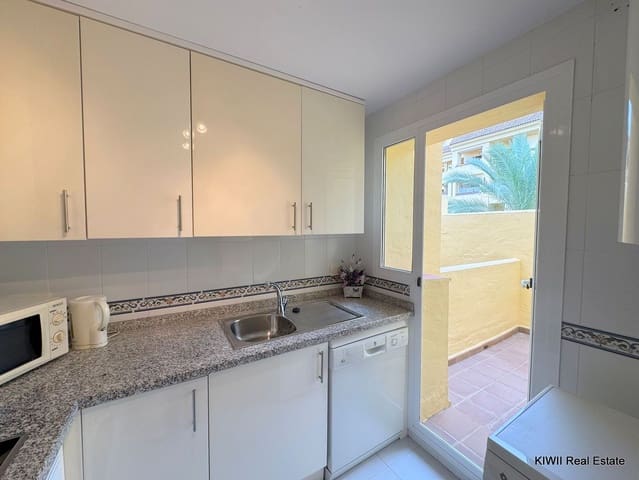 2 bedroom Apartment for sale in La Duquesa / Puerto de la Duquesa, Manilva with pool garage - € 235,000 (Ref: 9301767)
