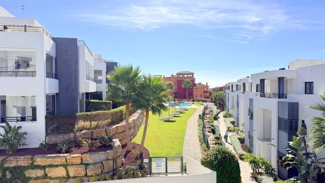 2 makuuhuone Huoneisto myytävänä paikassa Casares Golf - Casares del Sol, Casares mukana uima-altaan 
autotalli - 375 000 € (Ref: 9360709)