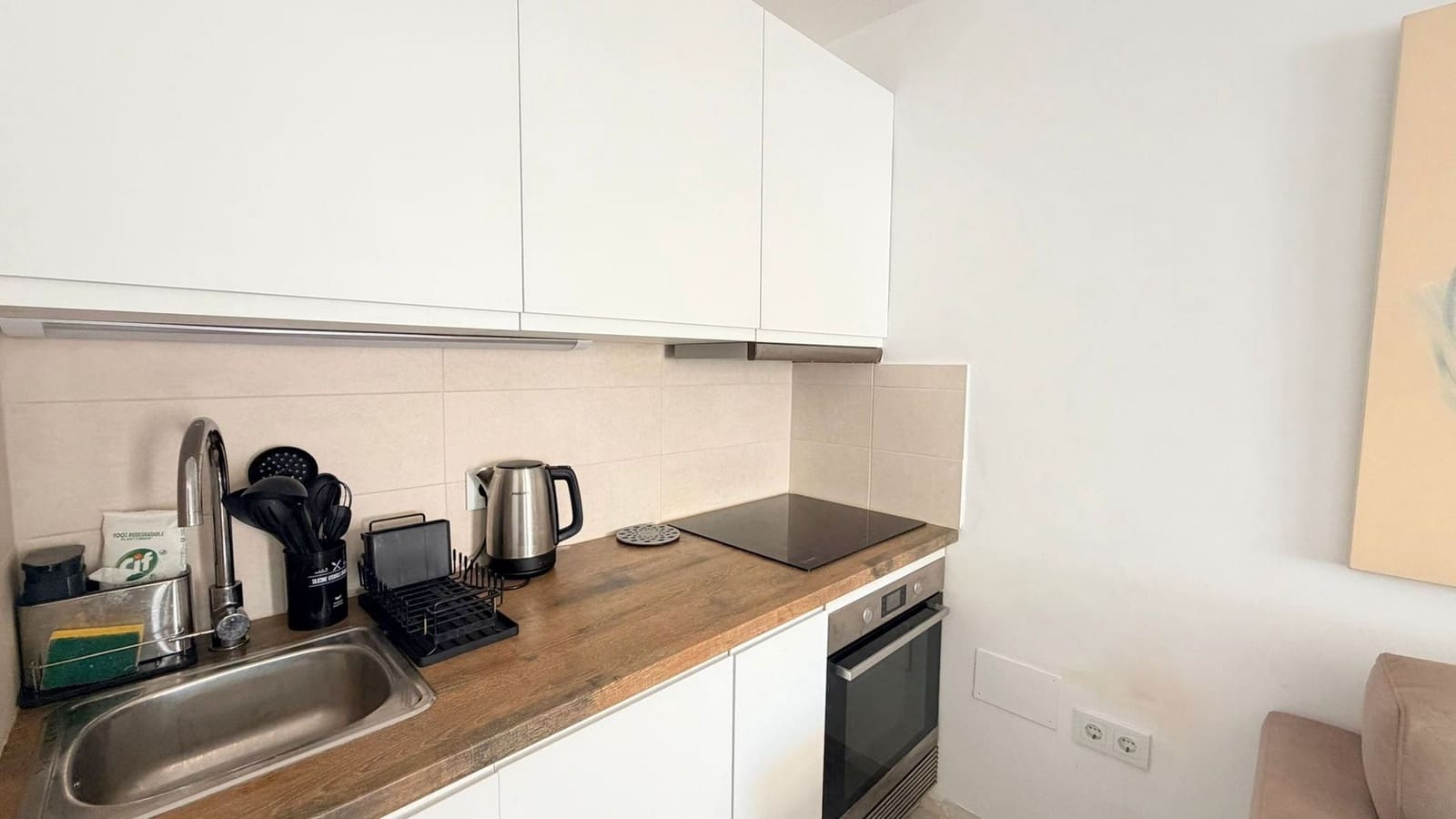 Studio for sale in La Duquesa / Puerto de la Duquesa with pool - € 199,000 (Ref: 9464844)