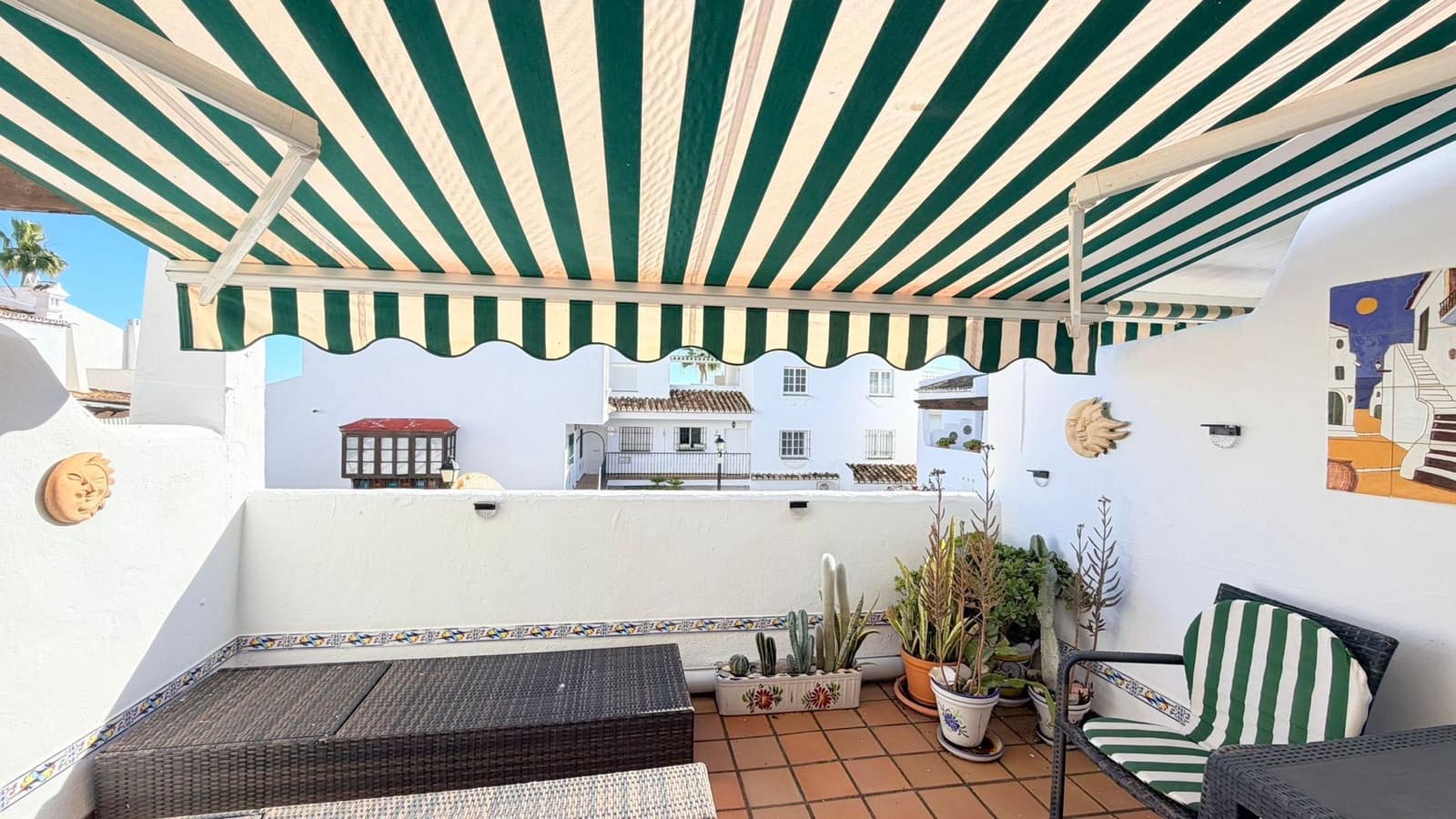 Studio for sale in La Duquesa / Puerto de la Duquesa with pool - € 199,000 (Ref: 9464844)