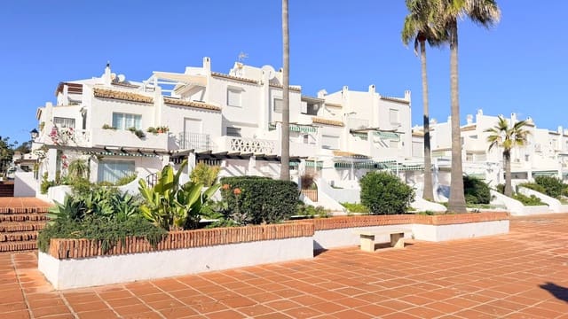 Studio for sale in La Duquesa / Puerto de la Duquesa, Manilva with pool - € 199,000 (Ref: 9464844)