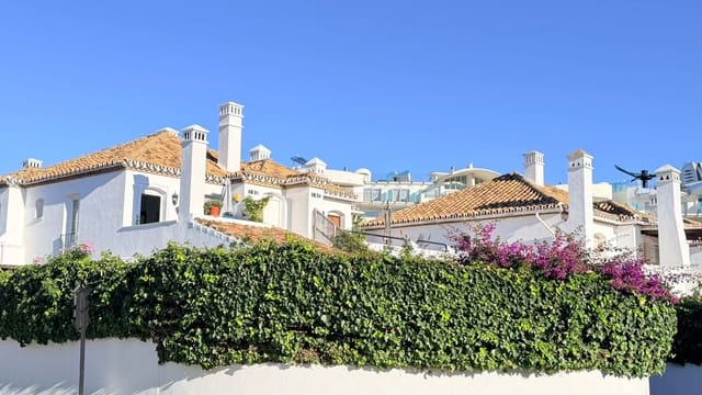 1 Zimmer Apartment zu verkaufen in Benamara, Estepona mit Pool - 280.000 € (Ref: 9464847)