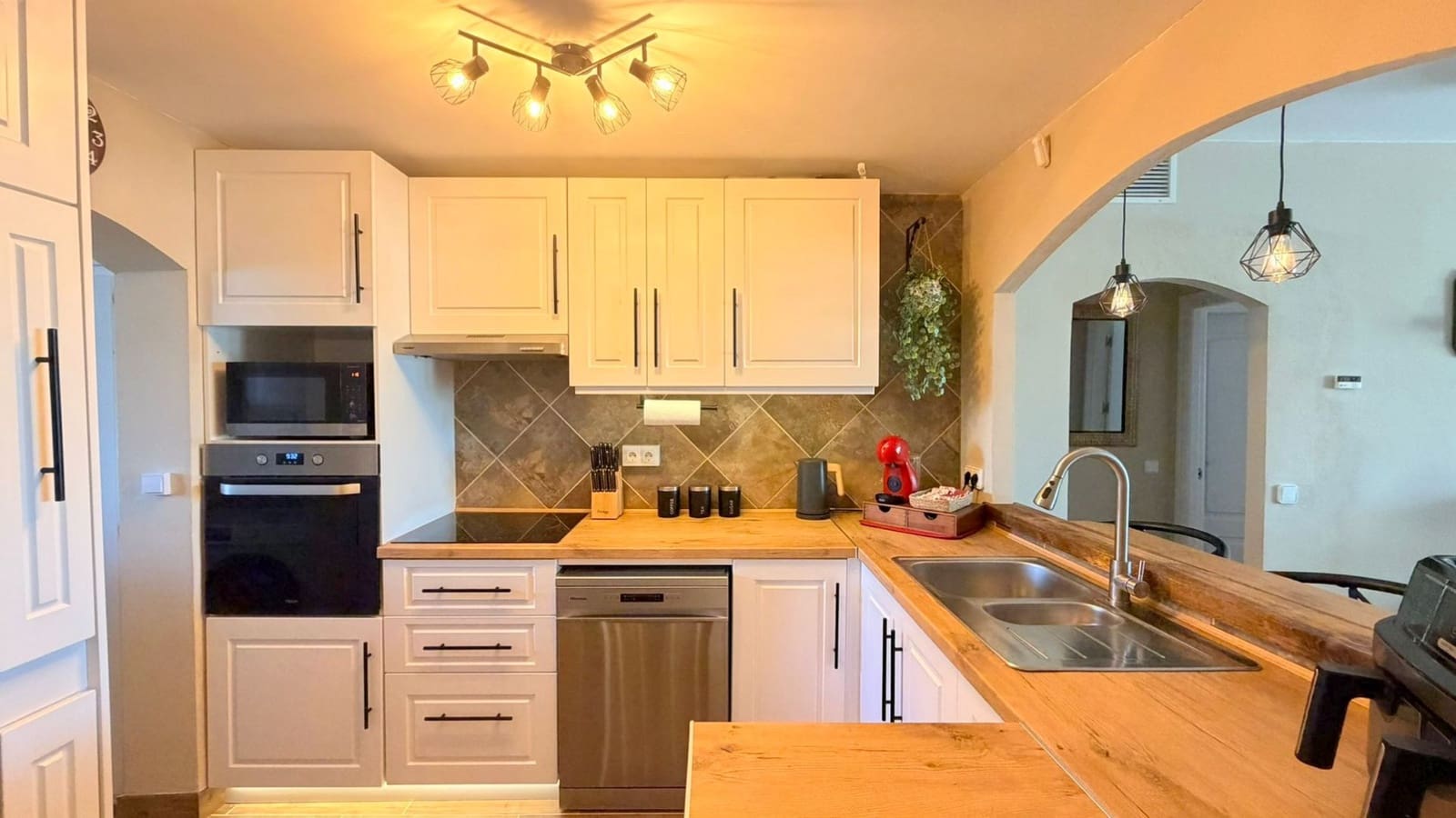 2 bedroom Apartment for sale in Manilva with pool garage - € 369,000 (Ref: 9494301)