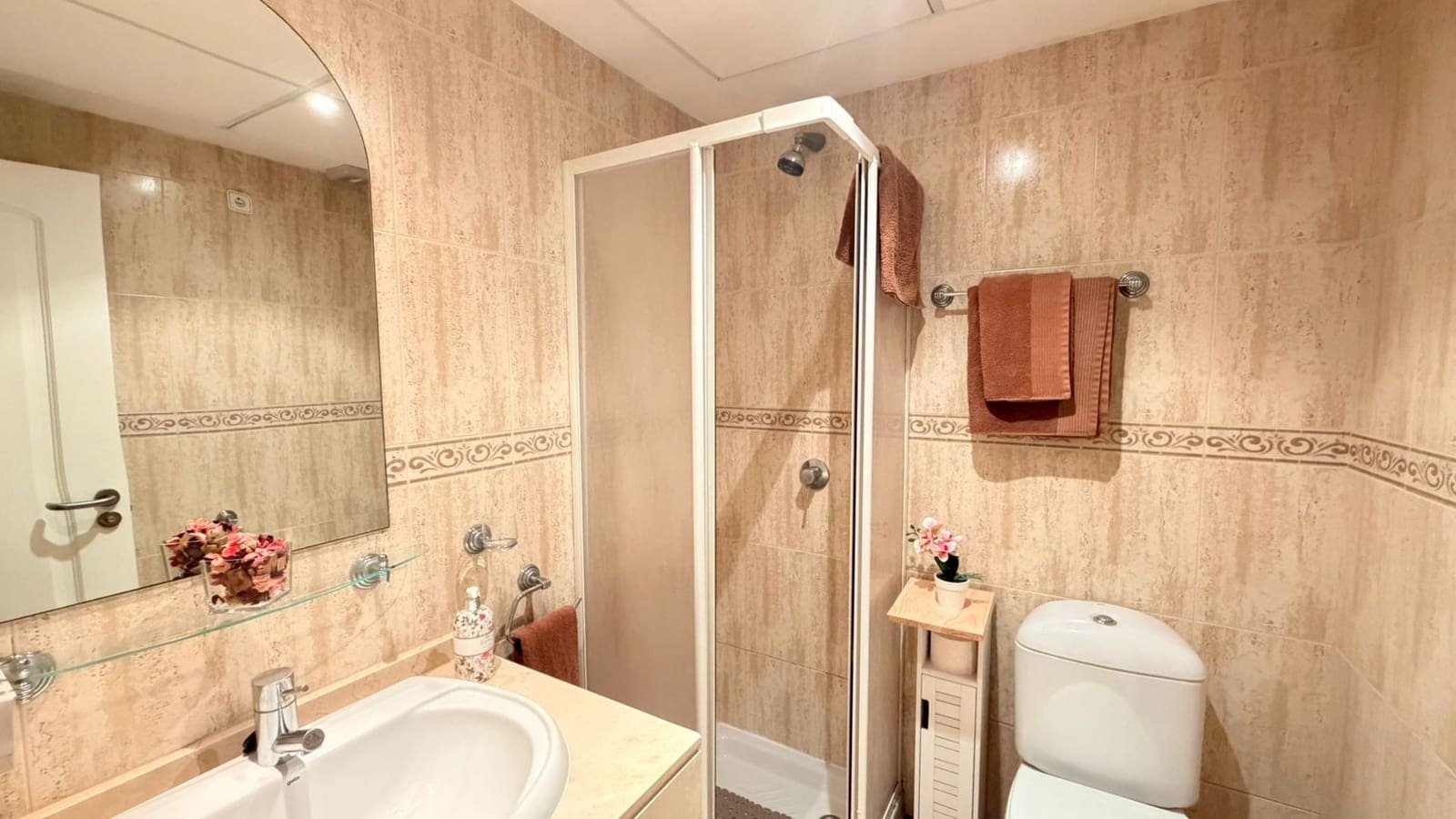 2 bedroom Apartment for sale in Manilva with pool garage - € 369,000 (Ref: 9494301)