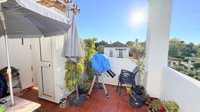 Apartamento de 1 habitación en Atalaya-Isdabe, Estepona en venta con piscina - 280.000 € (Ref: 9496922)