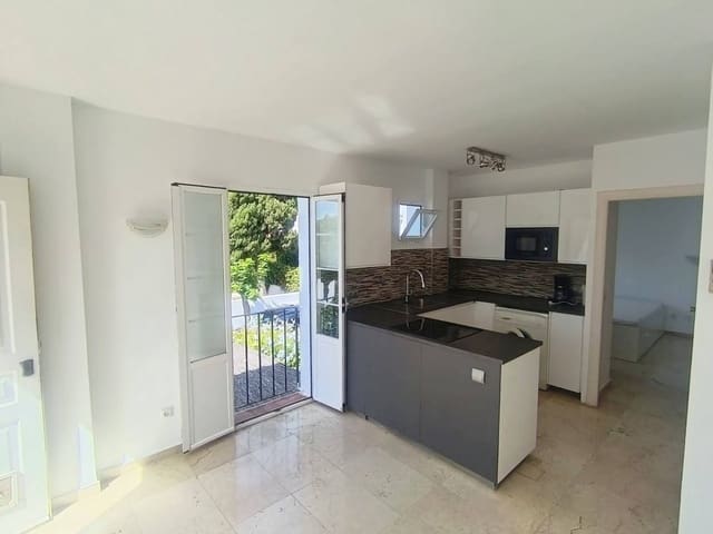 1 soveværelse Lejlighed til salg i Atalaya-Isdabe, Estepona med swimmingpool - € 280.000 (Ref: 9496922)