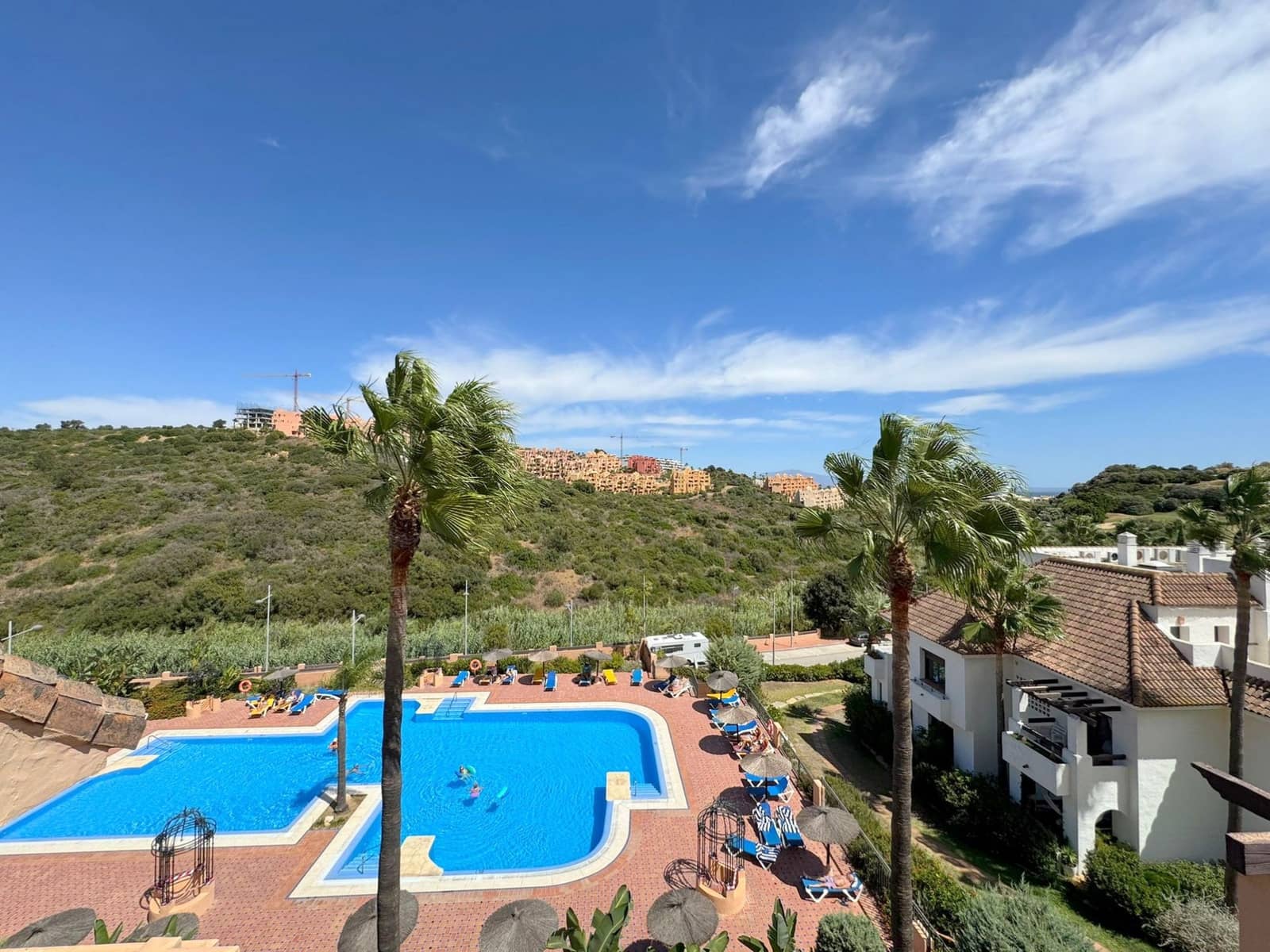 2 bedroom Penthouse for sale in Manilva with garage - € 399,000 (Ref: 9496923)