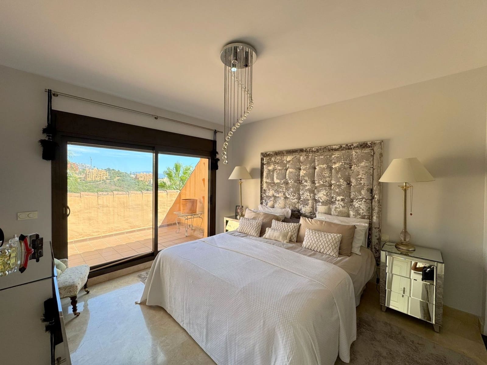 2 bedroom Penthouse for sale in Manilva with garage - € 399,000 (Ref: 9496923)