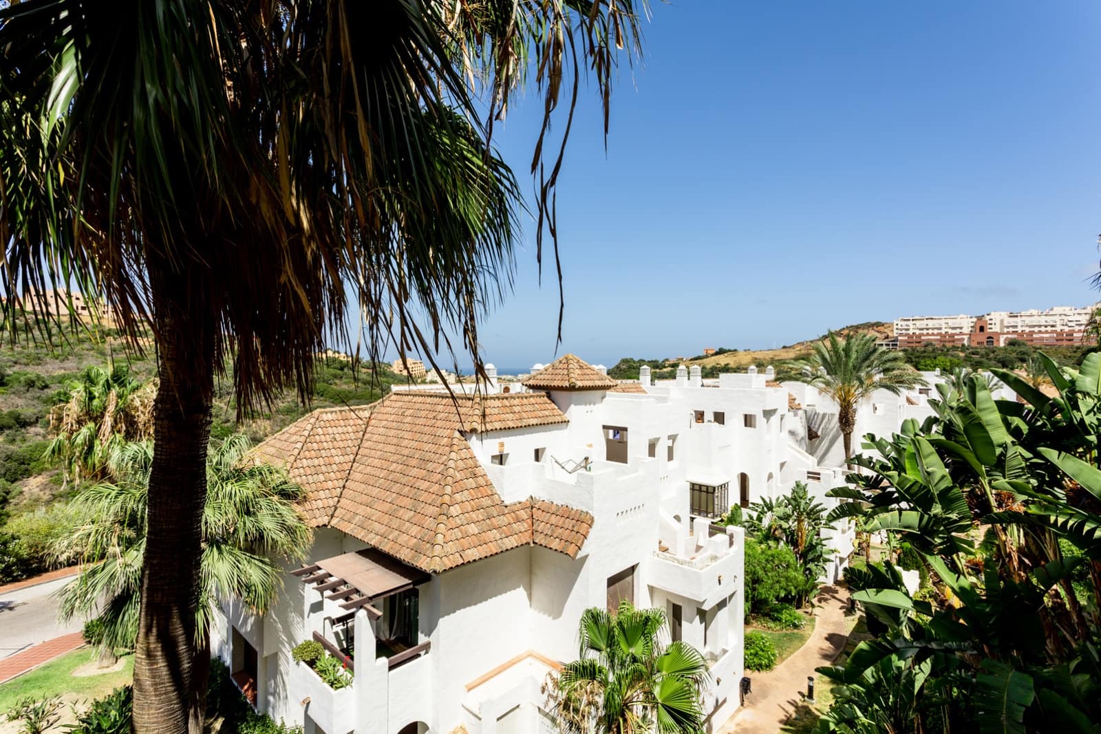 2 bedroom Apartment for sale in Manilva with pool garage - € 318,000 (Ref: 9496924)