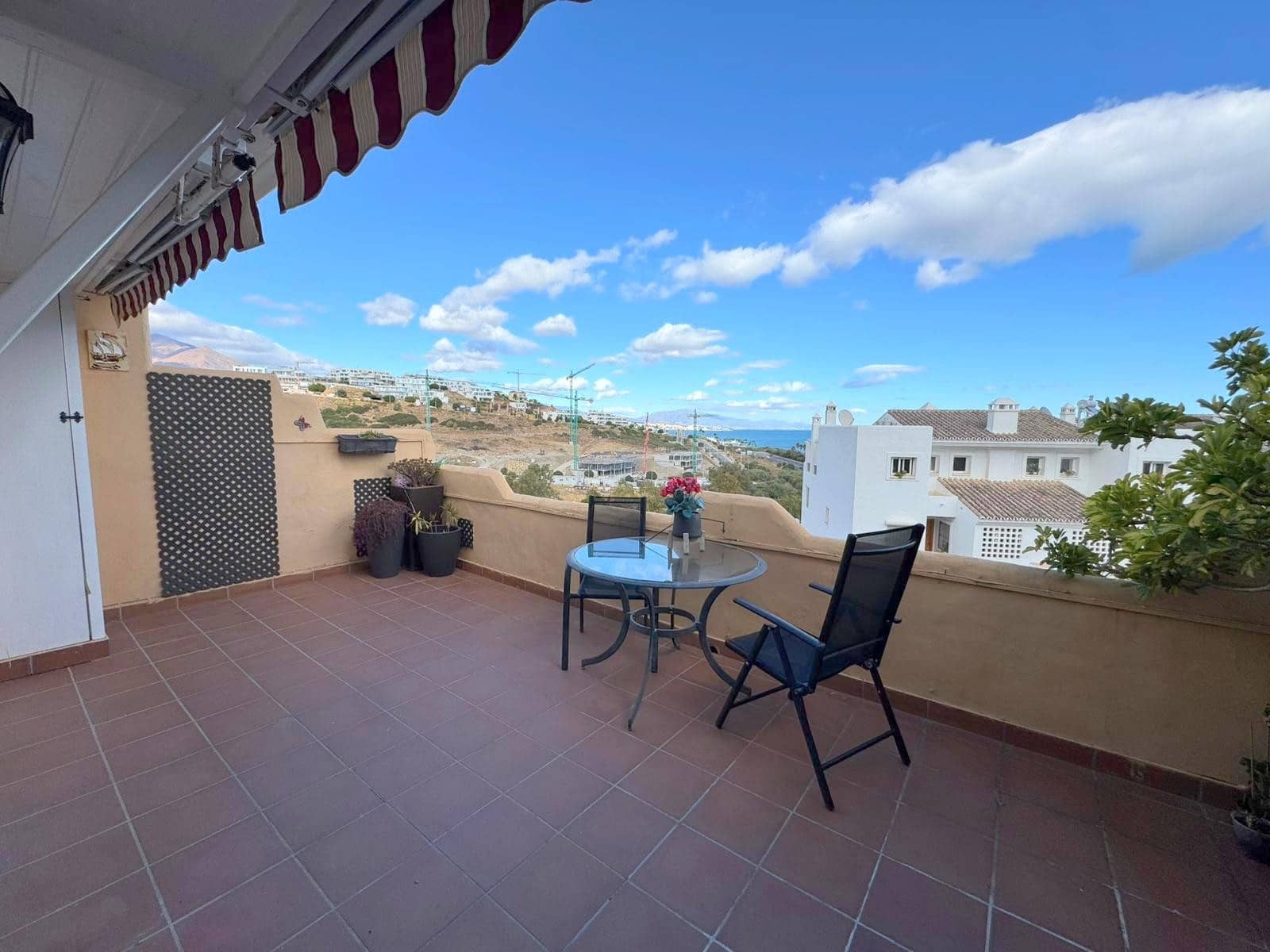 1 bedroom Apartment for sale in Casares with pool - € 275,000 (Ref: 9496926)