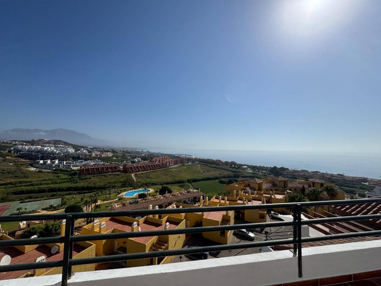 3 quarto Penthouse para venda em Manilva com garagem - 525 000 € (Ref: 9501906)