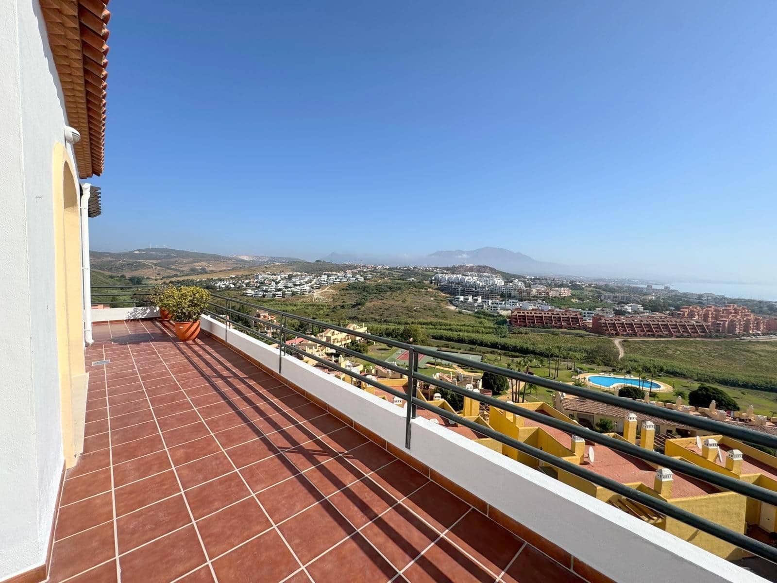 3 quarto Penthouse para venda em Manilva com garagem - 525 000 € (Ref: 9501906)