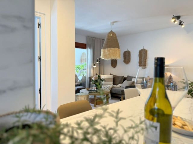 1 slaapkamer Appartement te koop in La Duquesa / Puerto de la Duquesa, Manilva - € 220.000 (Ref: 9543113)