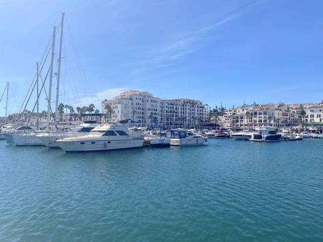 1 slaapkamer Appartement te koop in La Duquesa / Puerto de la Duquesa, Manilva - € 220.000 (Ref: 9543113)