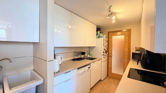 Apartamento de 2 habitaciones en La Duquesa / Puerto de la Duquesa, Manilva en venta - 349.950 € (Ref: 9627284)