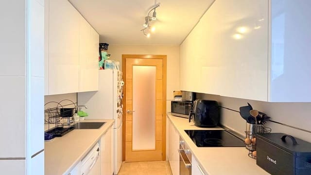 Apartamento de 2 habitaciones en La Duquesa / Puerto de la Duquesa, Manilva en venta - 349.950 € (Ref: 9627284)