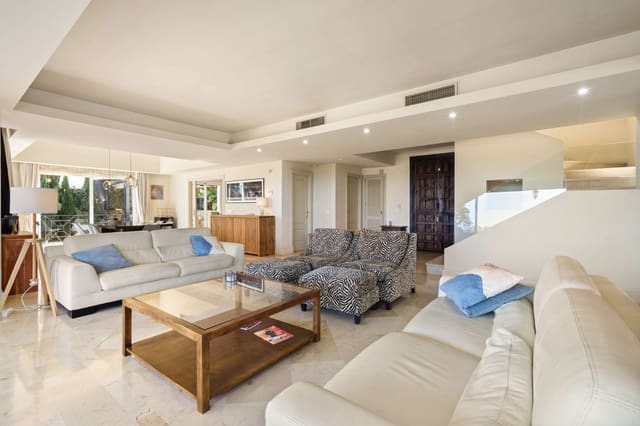 4 slaapkamer Villa te koop in Manilva met zwembad garage - € 1.499.000 (Ref: 9643803)