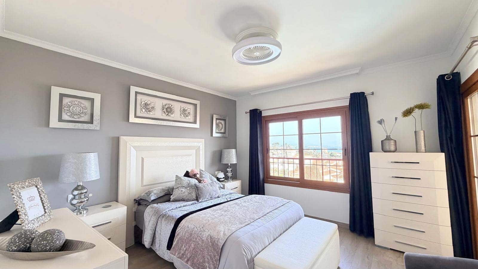 2 soverom Leilighet til salgs i Manilva med svømmebasseng garasje - € 399 000 (Ref: 9643804)