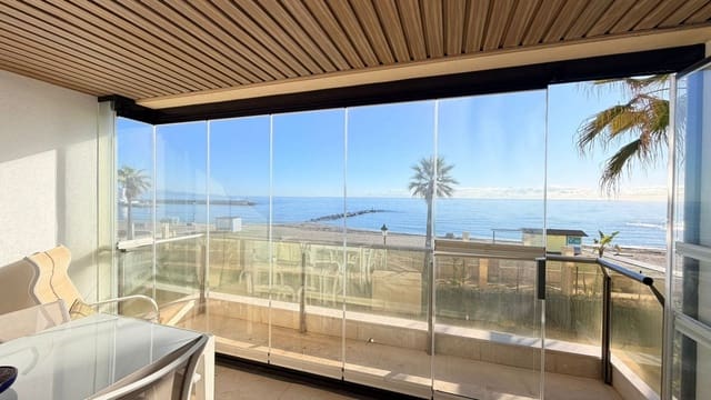 2 soverom Leilighet til salgs i Manilva med svømmebasseng garasje - € 599 000 (Ref: 9647816)