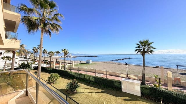 2 soverom Leilighet til salgs i Manilva med svømmebasseng garasje - € 599 000 (Ref: 9647816)