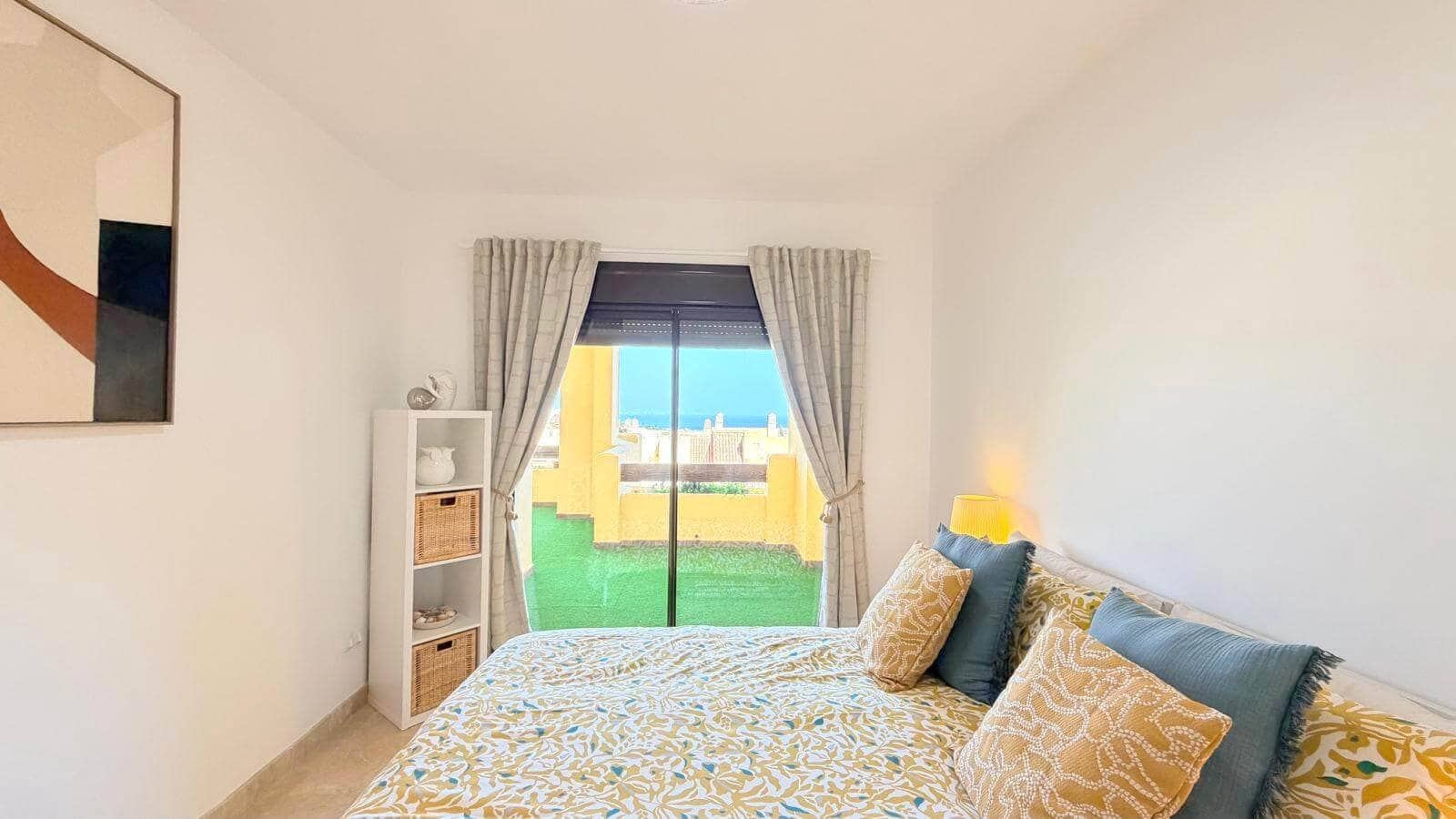 2 bedroom Apartment for sale in Manilva with garage - € 280,000 (Ref: 9700484)