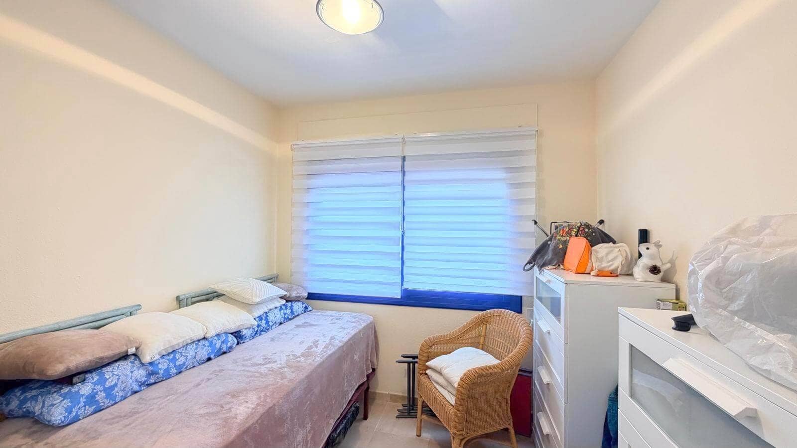 2 soverom Leilighet til salgs i Manilva med svømmebasseng garasje - € 330 000 (Ref: 9714566)