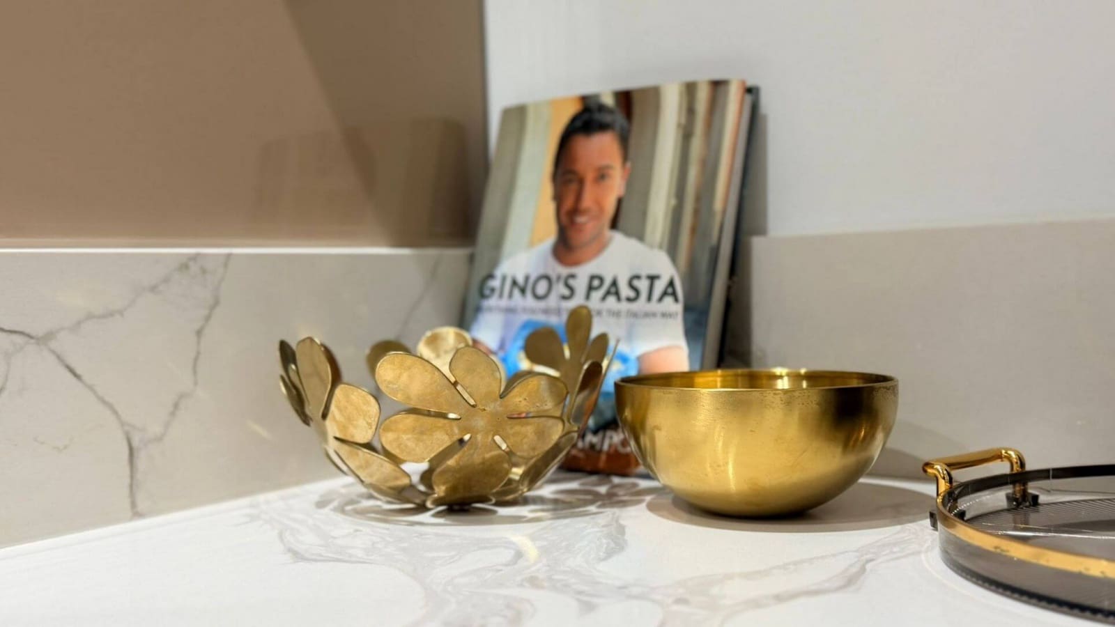 2 bedroom Apartment for sale in La Duquesa / Puerto de la Duquesa - € 265,000 (Ref: 9731707)