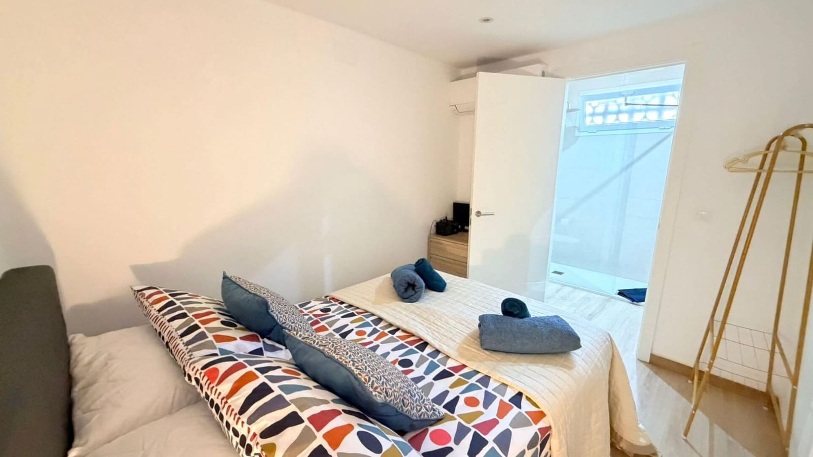 2 bedroom Apartment for sale in La Duquesa / Puerto de la Duquesa - € 265,000 (Ref: 9731707)