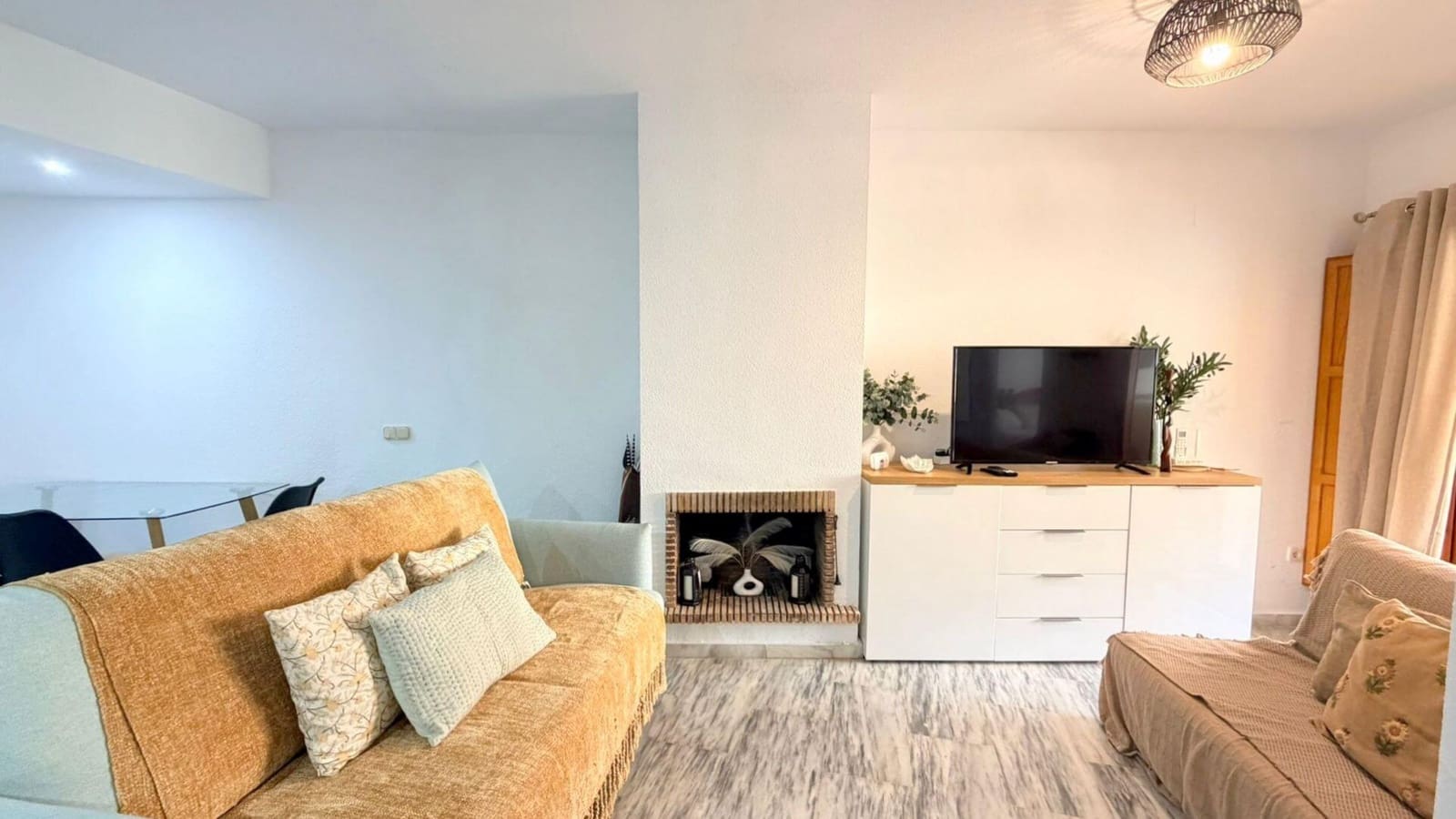 2 bedroom Apartment for sale in La Duquesa / Puerto de la Duquesa - € 265,000 (Ref: 9731707)