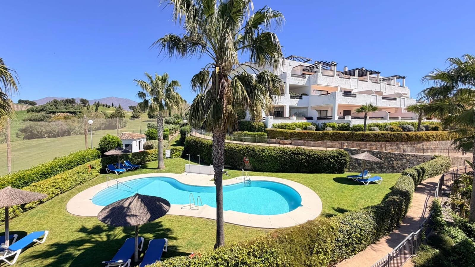 2 soveværelse Penthouse til salg i Casares med garage - € 499.000 (Ref: 9777699)