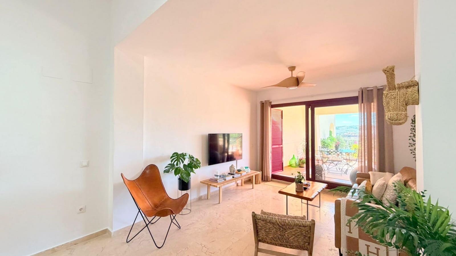 2 soveværelse Lejlighed til salg i Bahia de Casares med garage - € 265.000 (Ref: 9780179)