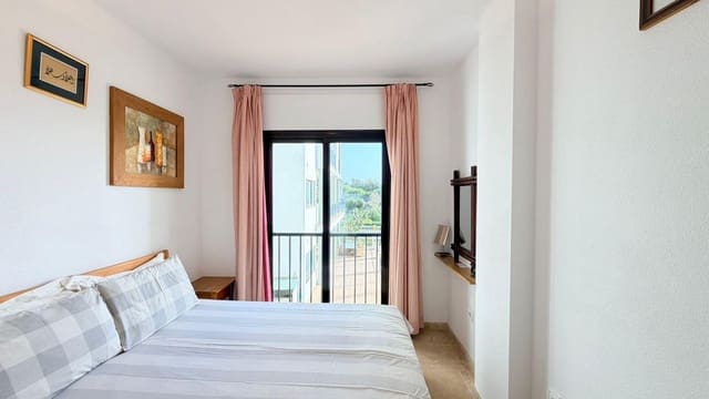 3 quarto Apartamento para venda em Manilva com piscina garagem - 450 000 € (Ref: 9794234)