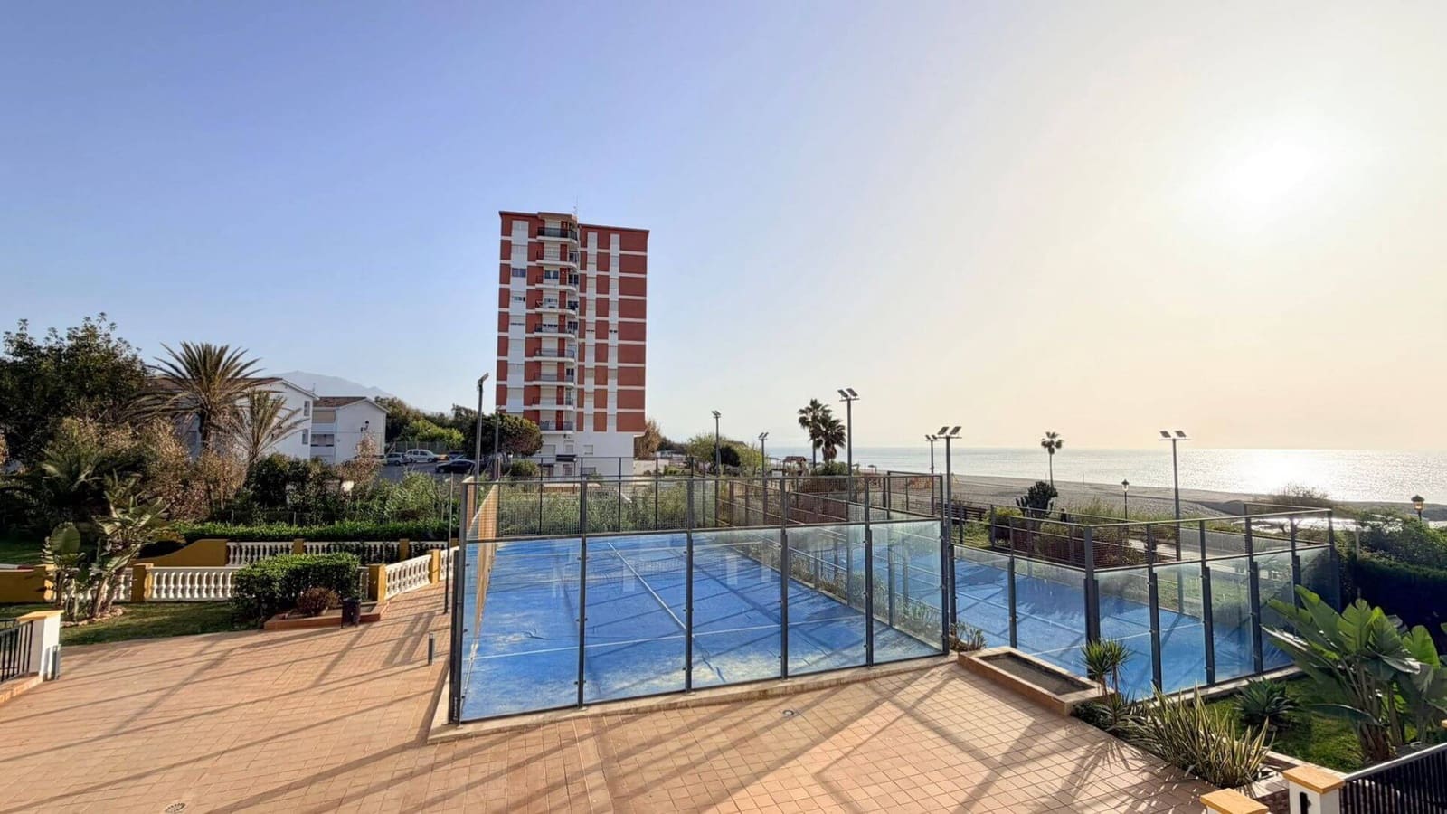 3 quarto Apartamento para venda em Manilva com piscina garagem - 450 000 € (Ref: 9794234)