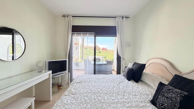 2 chambre Appartement à vendre à Manilva avec piscine garage - 279 000 € (Ref: 9828742)