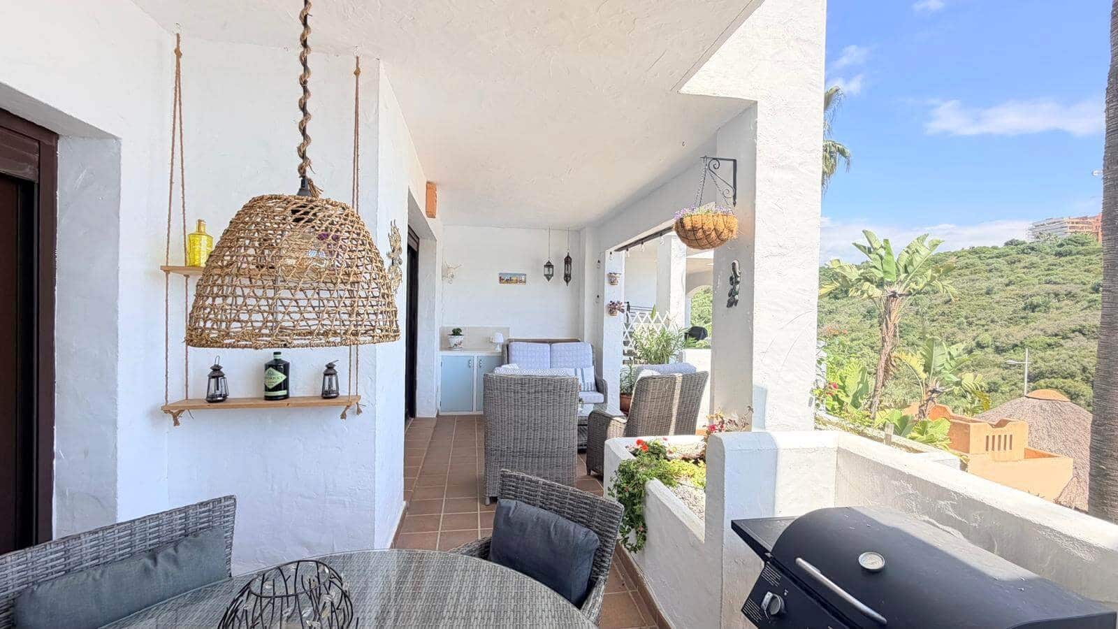 2 bedroom Apartment for sale in Manilva with pool garage - € 279,000 (Ref: 9828742)