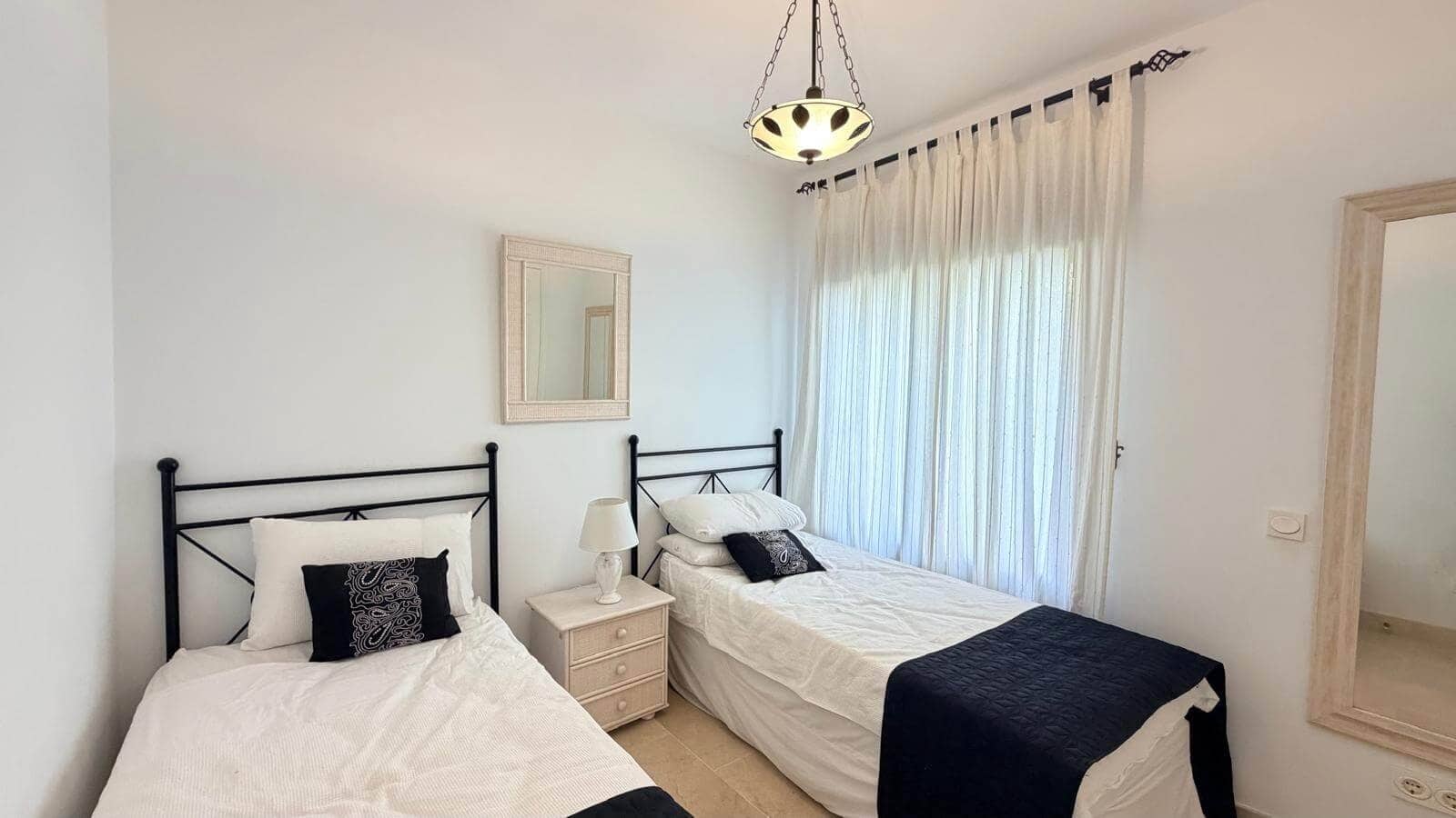 2 bedroom Apartment for sale in Manilva with pool garage - € 279,000 (Ref: 9828742)