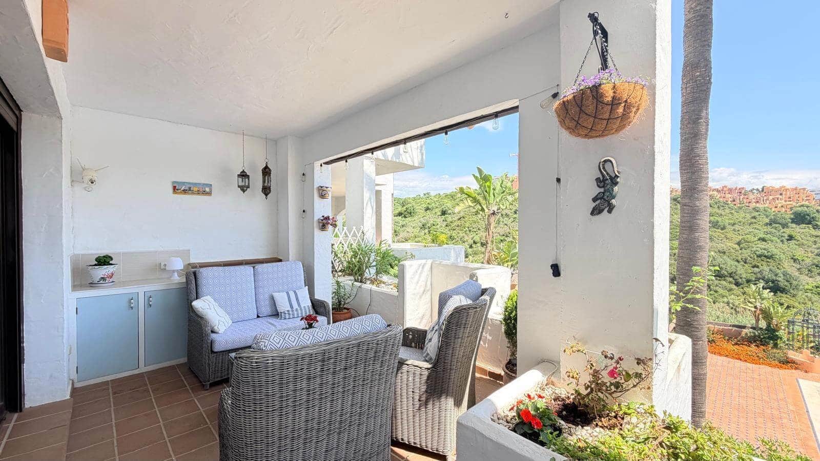 2 bedroom Apartment for sale in Manilva with pool garage - € 279,000 (Ref: 9828742)