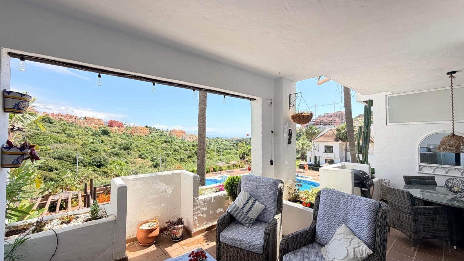 2 bedroom Apartment for sale in Manilva with pool garage - € 279,000 (Ref: 9828742)