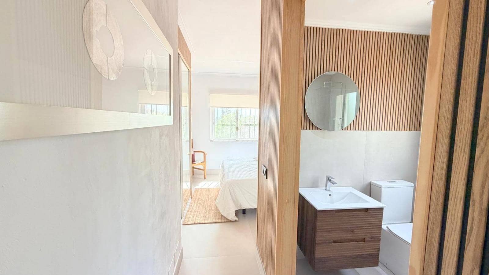 3 sovrum Villa till salu i Estepona med pool - 880 000 € (Ref: 9830764)