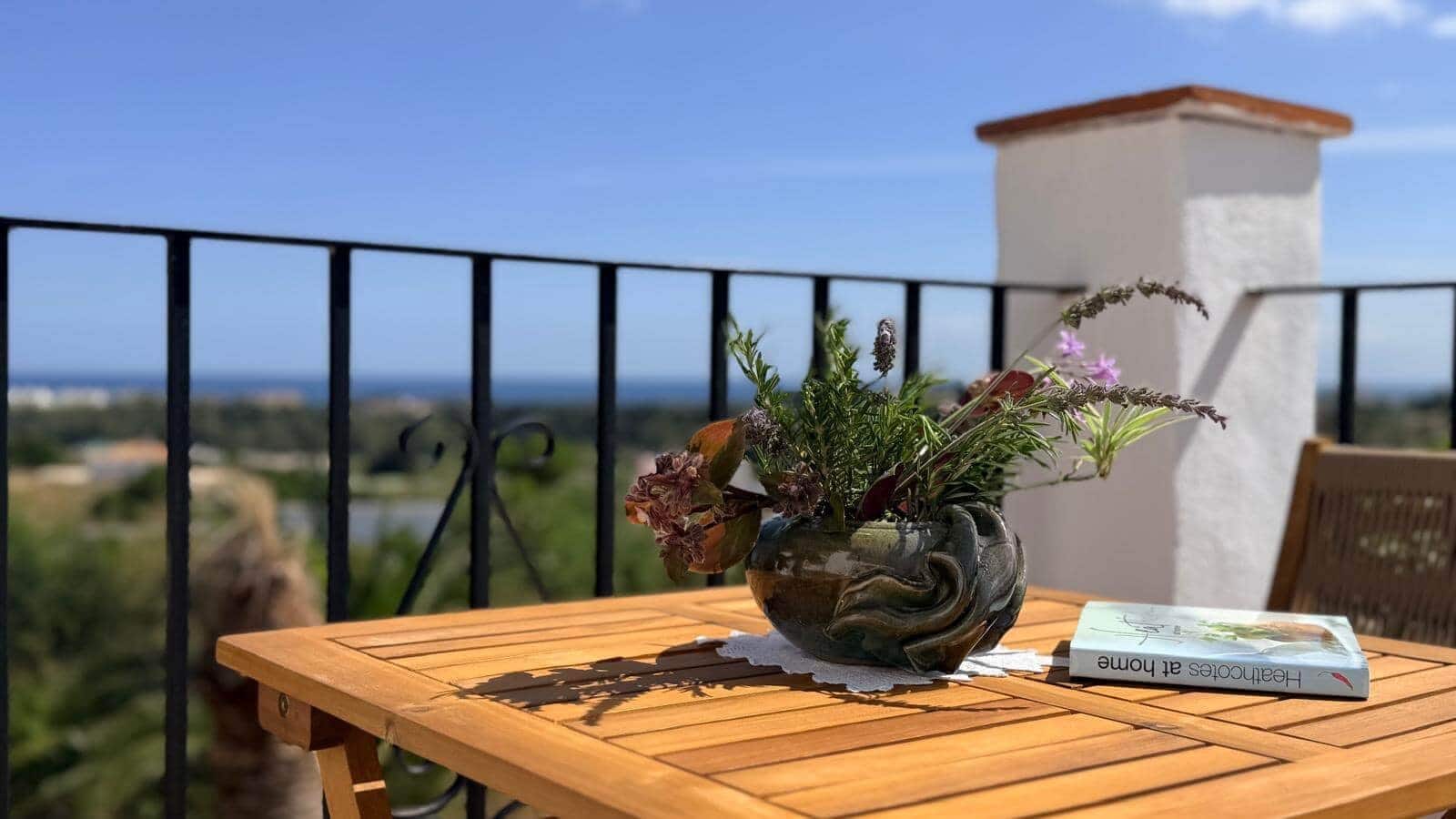 3 sovrum Villa till salu i Estepona med pool - 880 000 € (Ref: 9830764)