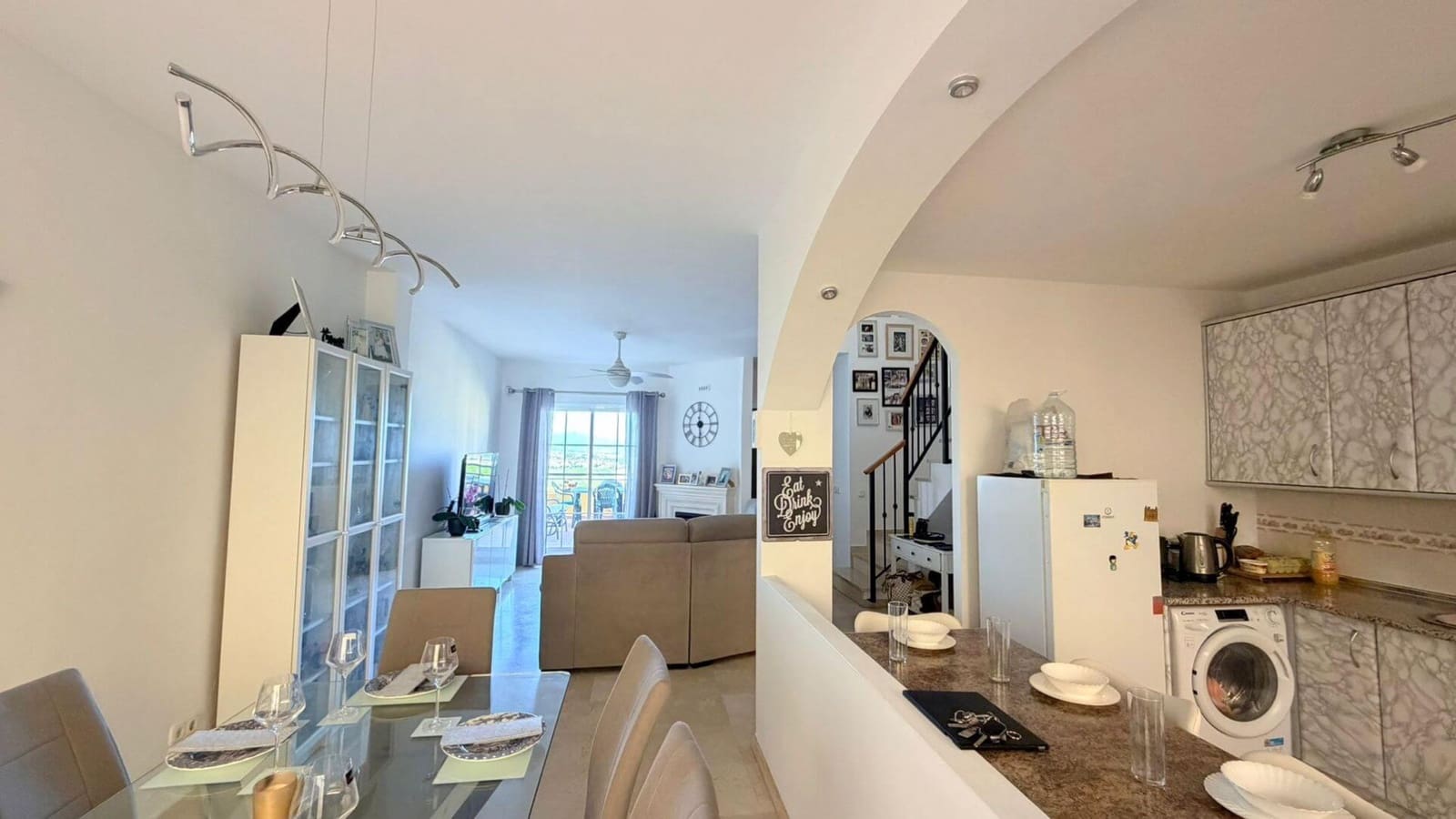3 sovrum Hus till salu i Manilva med garage - 335 000 € (Ref: 9866643)