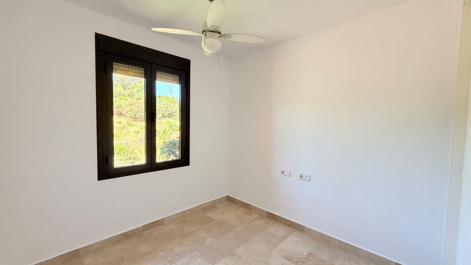 3 camera da letto Attico in vendita in Estepona con piscina garage - 424.990 € (Rif: 9933626)