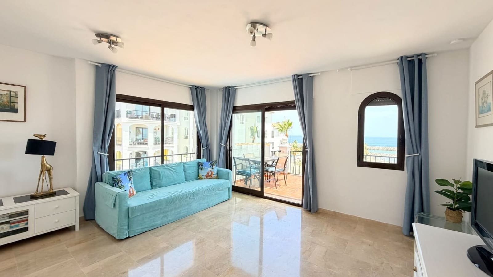 1 bedroom Apartment for sale in Manilva with pool garage - € 330,000 (Ref: 9933627)