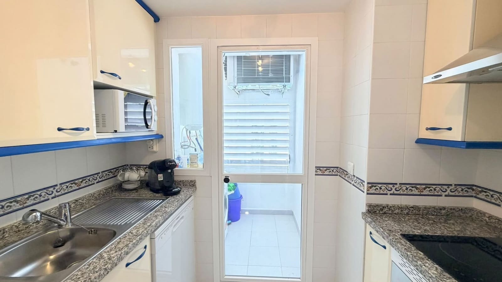 1 bedroom Apartment for sale in Manilva with pool garage - € 330,000 (Ref: 9933627)