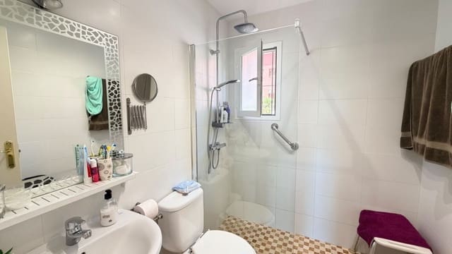 3 soverom Leilighet til salgs i La Duquesa / Puerto de la Duquesa, Manilva med svømmebasseng garasje - € 299 000 (Ref: 9951982)
