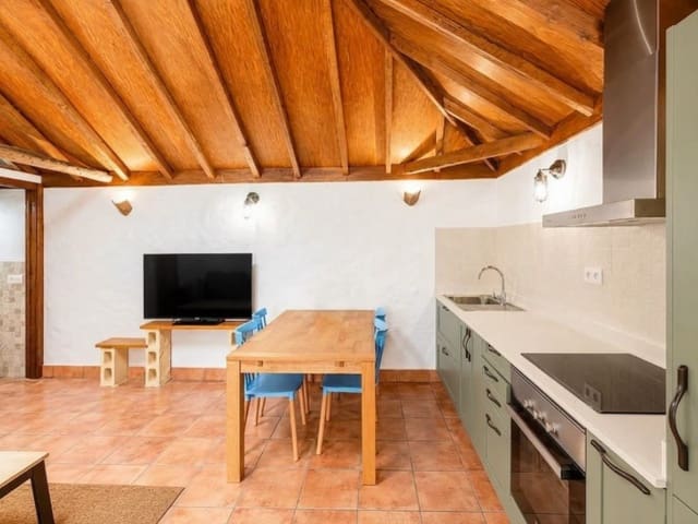 2 makuuhuone Huvila myytävänä paikassa Icod de los Vinos - 320 000 € (Ref: 10023805)